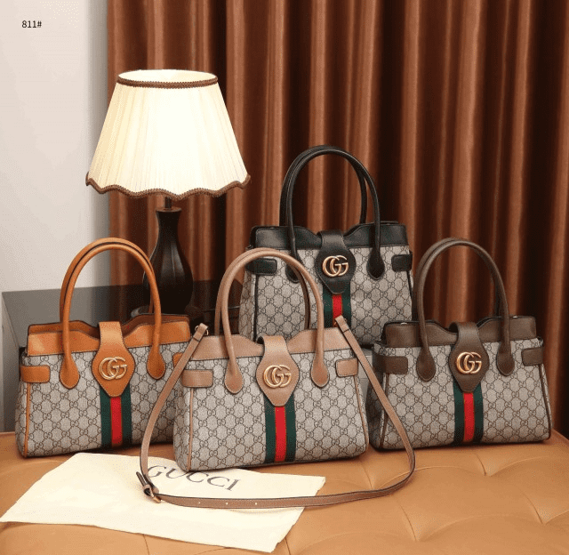 Tas Gucci ‘Dahlia’ Gg Supreme Shoulder Bag 811 Semi Premium (Kode: GUC492)