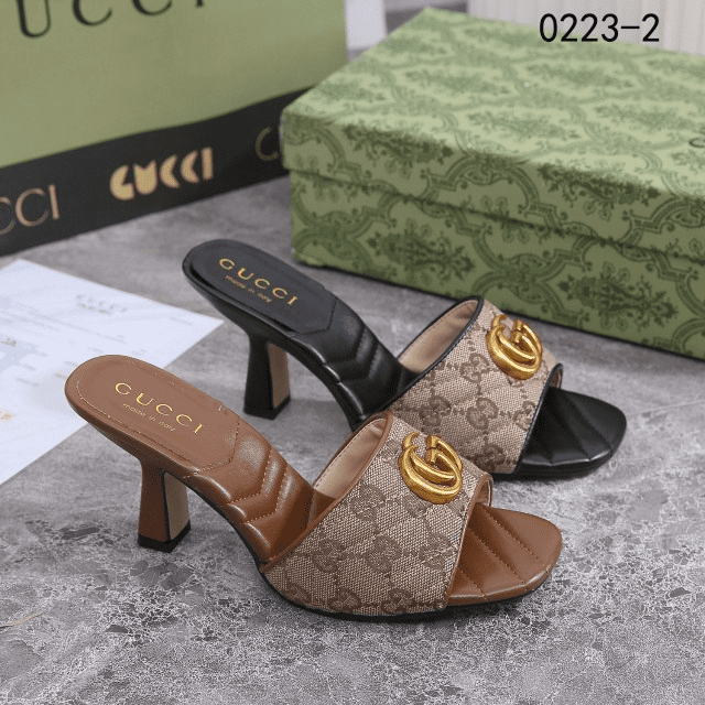 Sandal Gucci Gg Canvas Buckle Heel Sandals 0223-2 Semi Platinum (Kode: GUC501)