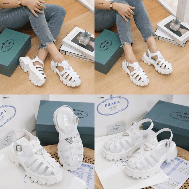 Sepatu Prada White Foam Rubber Cage With Logo Sendals C12169 Semi Platinum  (Kode: PRA148) - TasKW.com