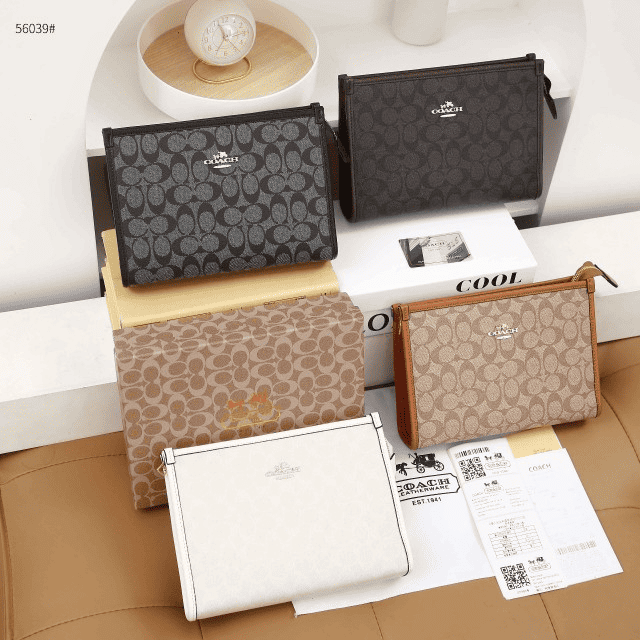 Clutch Coach Monogram Clutch 56039 Semi Platinum (Kode: COA925)