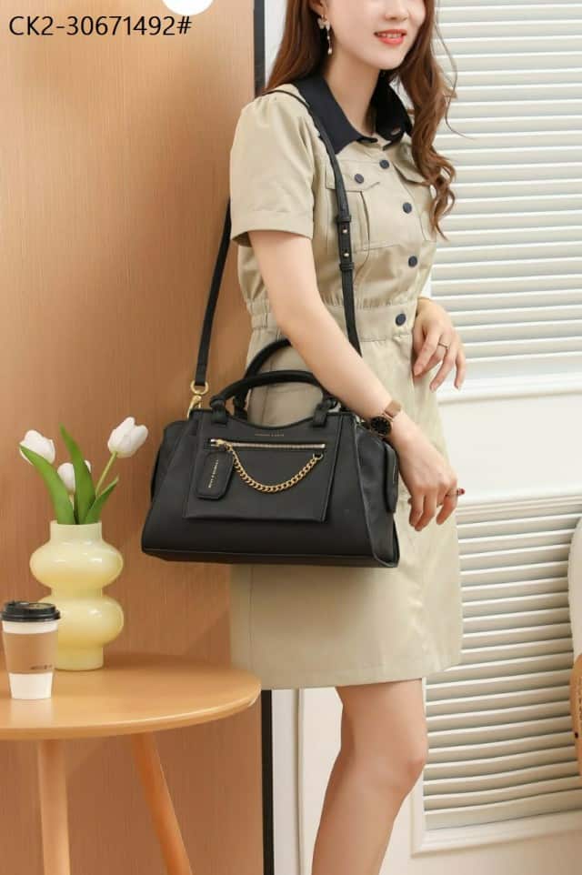 Tas Charles Keith CK2-30671492 Avis Trapeze Tote Bag (Kode