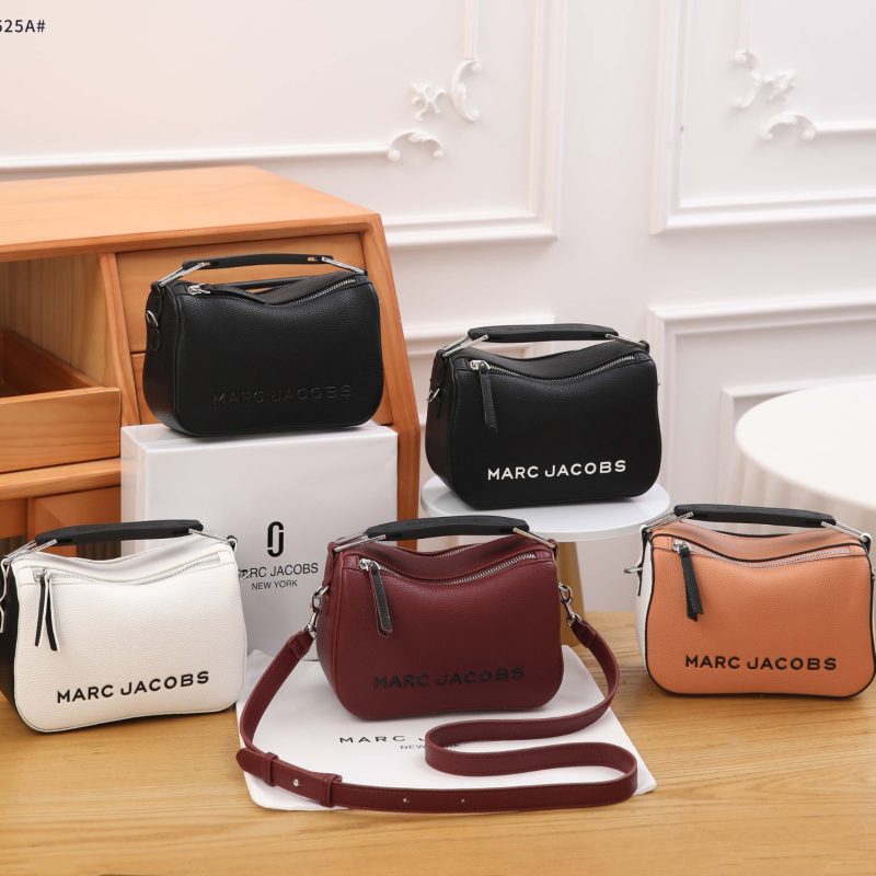 Tas Marc Jacobs 3625A The Softbox Shoulder Bag Semi Platinum (Kode: MCJ127)