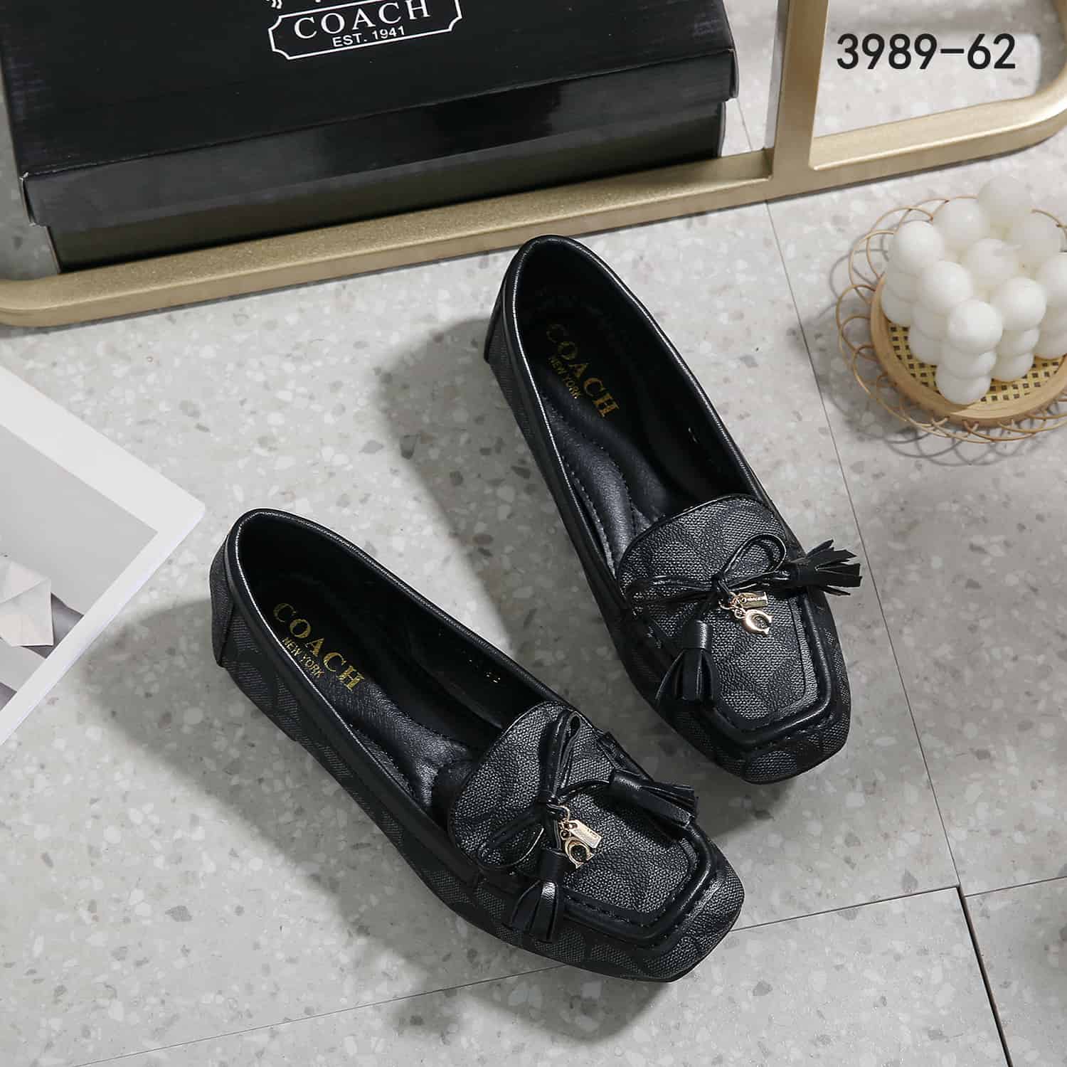 Sepatu Coach 3989-62 Moccasin Semi Platinum (Kode: COA1070
