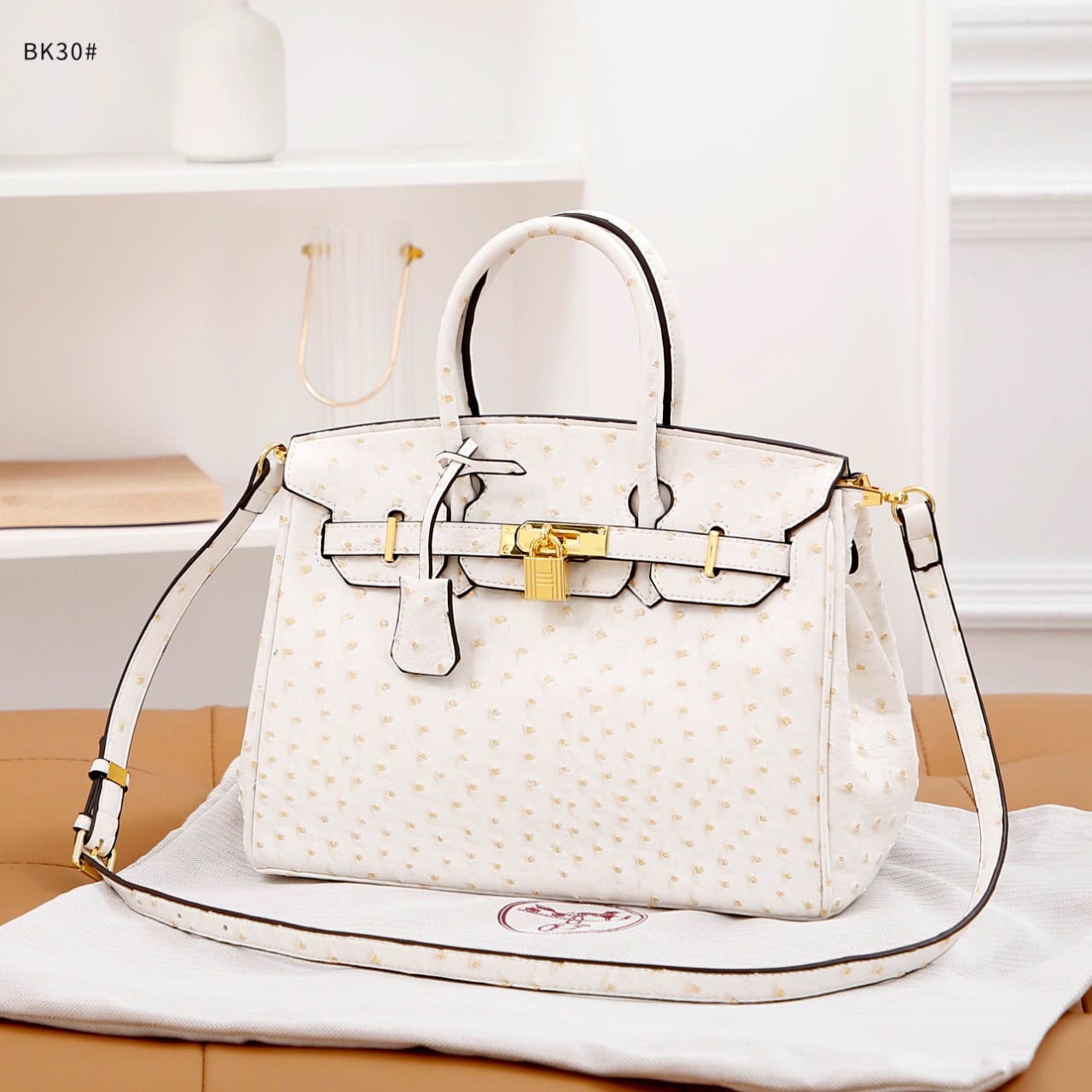 Tas Hermes BK30 Birkin Bag Ostrich Leather Gold Hardware Semi