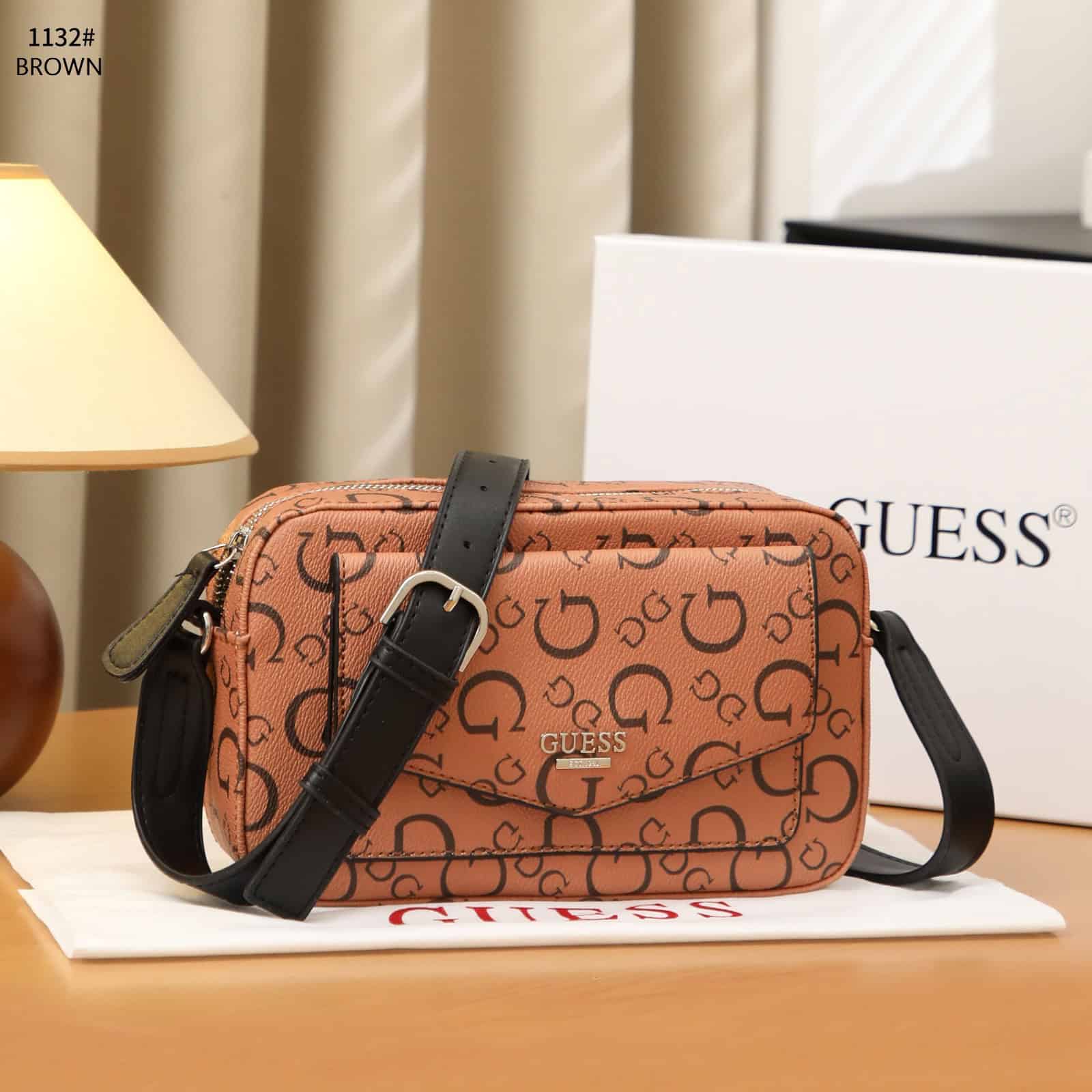 Tas Guess 1132 Luella Logo Camera Crossbody Bag Semi Platinum