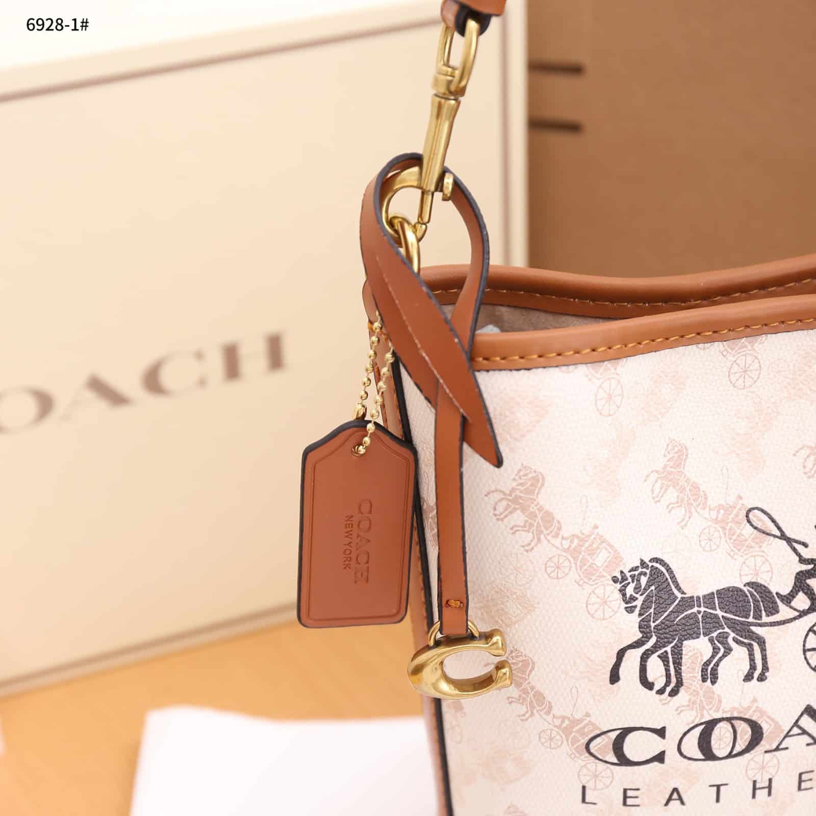 COACH Handbag Crossbody Dakotah 59132 Tas Coach 6928-1 Coach 