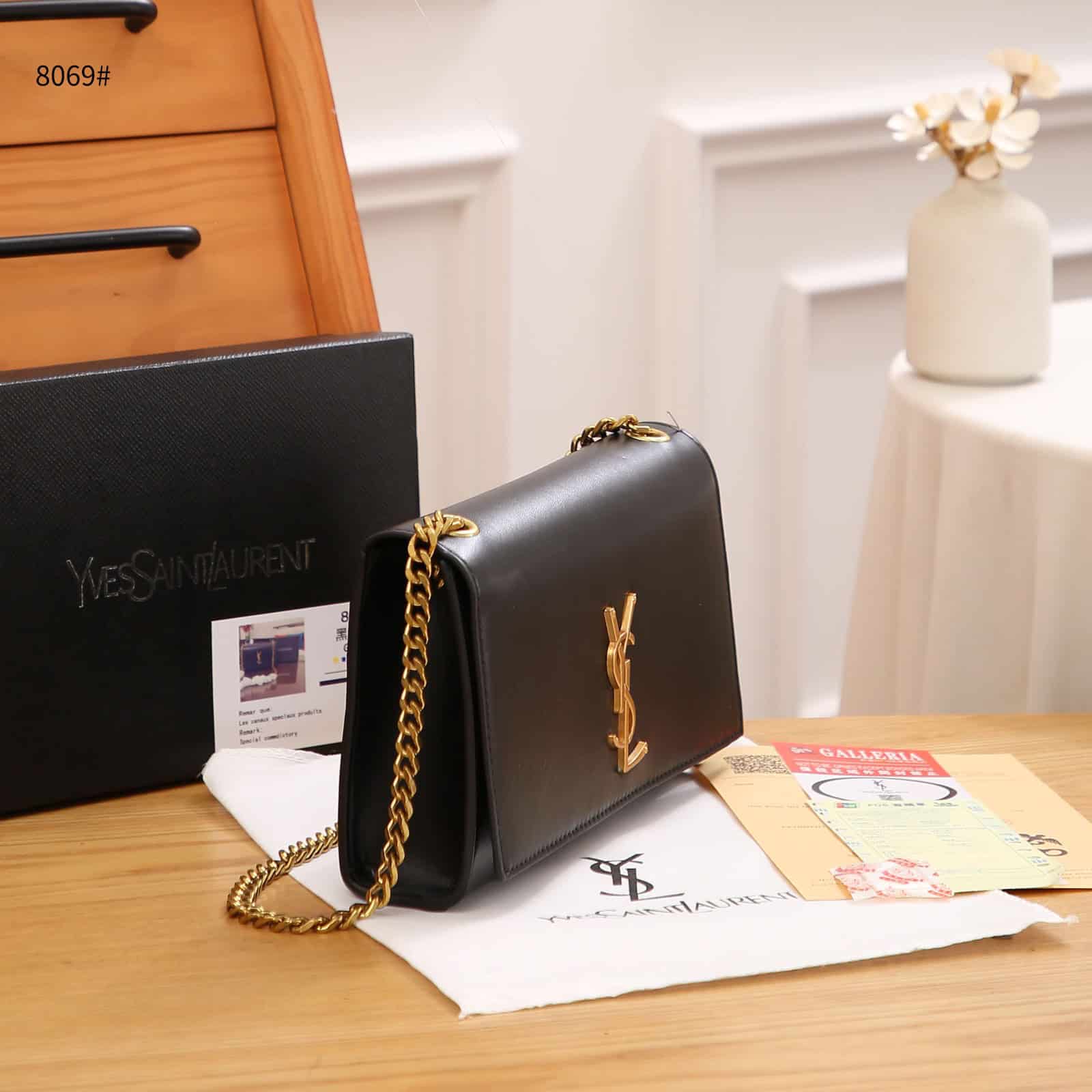 Shoulder Bag Ysl Kate Medium Black Silver Ysl Kate Medium Smooth Leather  SAINT LAURENT Kate Medium Leather