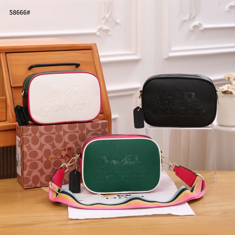 Tas Coach 58666 Crossbody Semi Platinum (Kode: COA1151)