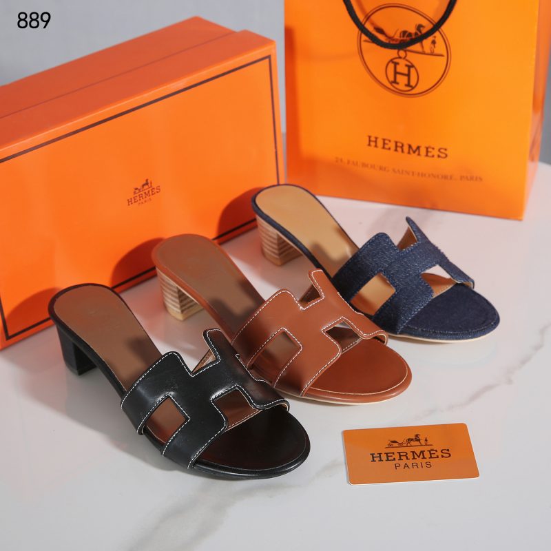Sandal Hermes 899 Oasis Platinum (Kode: SHE326)