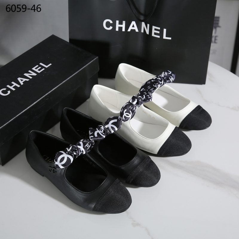 Sepatu Chanel 6059-46 Platinum (Kode: SCH046)