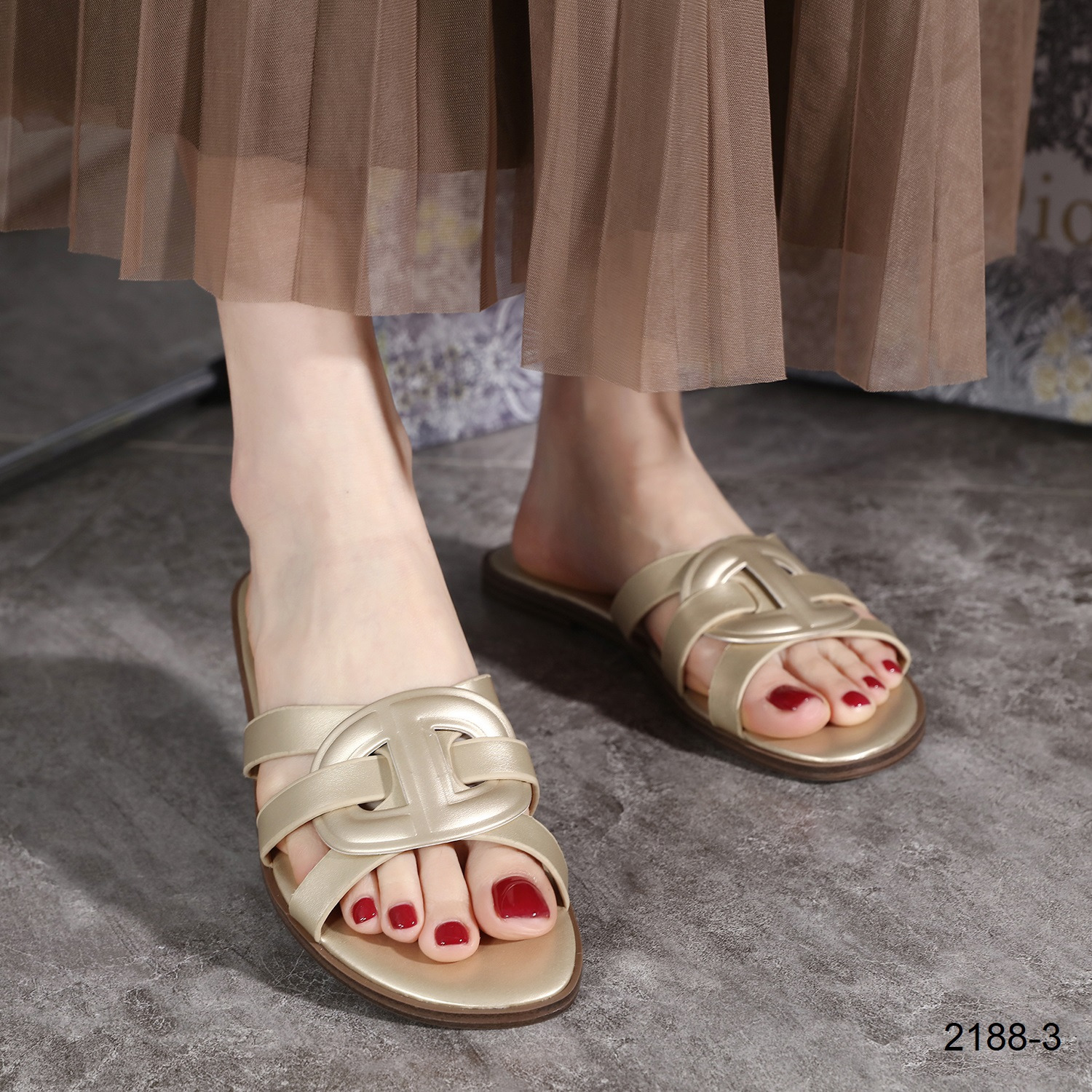 Sandal Christian Dior 2188-3 Sandal Platinum (Kode: SCD030)