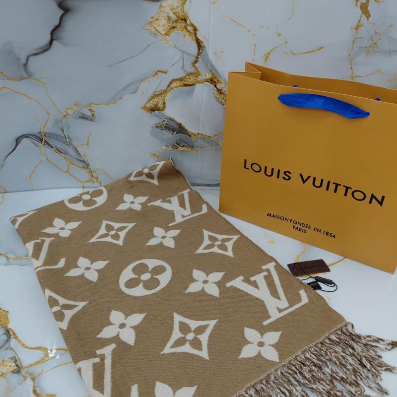 Pashmina Louis Vuitton Pashmina Khaki LV6766 VIP Grade 1:1 (Kode: LVT1457)